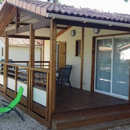 Chalet Avec Piscine Azur Kültér fotó